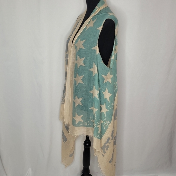 Unique American Flag Pastel Blue & Green on Tan Shawl/Shrug/Vest - OS Fits Most - Picture 2 of 11